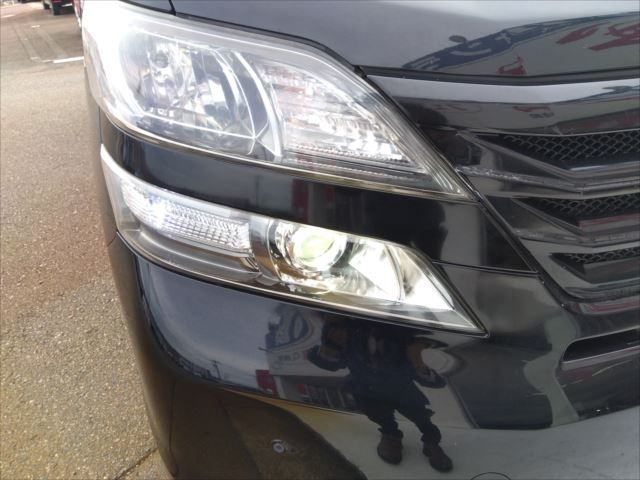 Toyota VELLFIRE 2008-09 195660-4