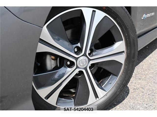 Nissan LEAF 2018-01 200438-22