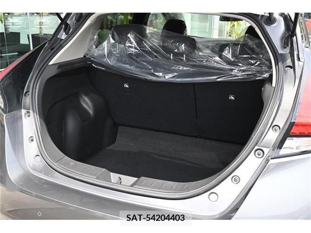Nissan LEAF 2018-01 200438-19