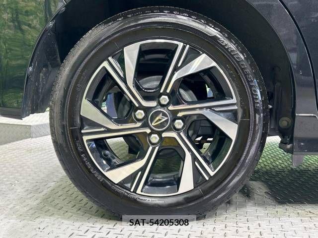 Daihatsu TANTO CUSTOM 2022-03 369381-13