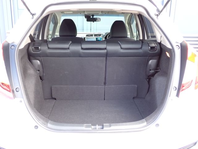 Honda FIT 2018-10 18899-17