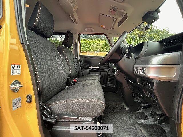 Suzuki SPACIA 2019-06 335552-3