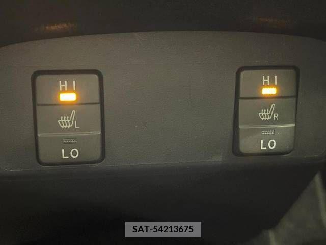 Toyota SIENTA 2017-03 221757-6