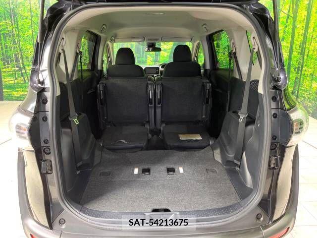 Toyota SIENTA 2017-03 221757-11