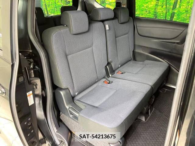 Toyota SIENTA 2017-03 221757-9