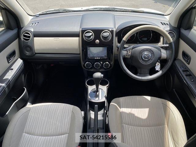 Mazda VERISA 2012-03 288231-9