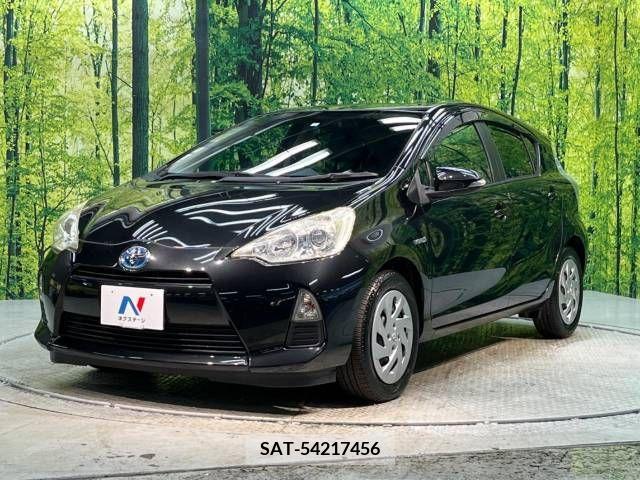 Toyota AQUA 2012-06 336148-18