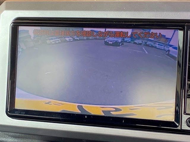Toyota Pixis Mega 2022-03 15773-5