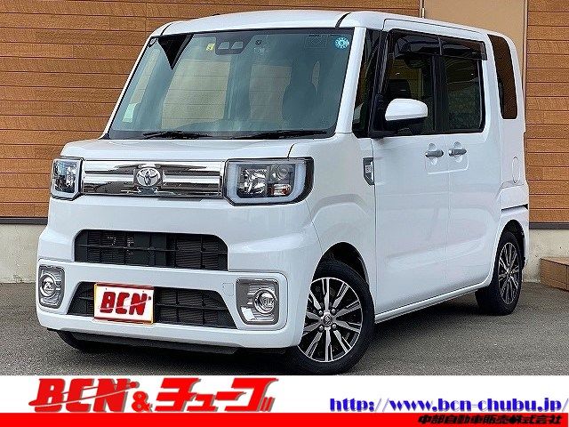 Toyota Pixis Mega 2022-03 15773-0
