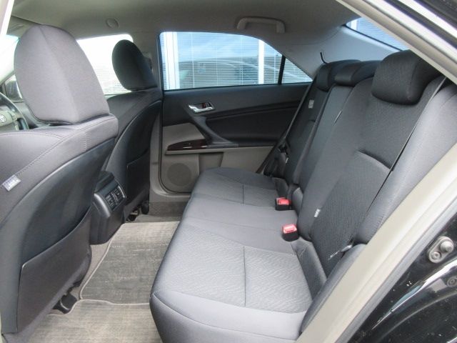 Toyota MARK X 2012-05 4611-5