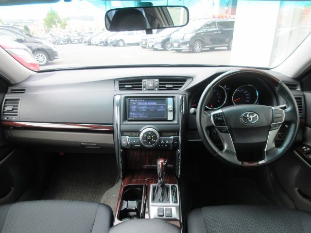 Toyota MARK X 2012-05 4611-6