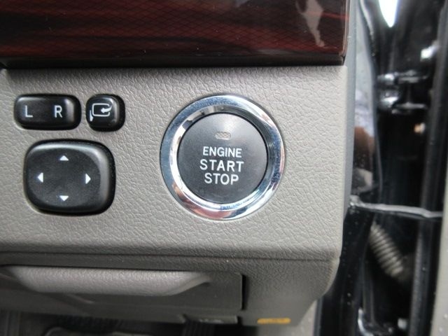 Toyota MARK X 2012-05 4611-18