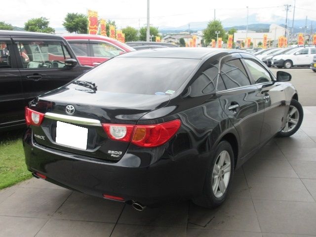 Toyota MARK X 2012-05 4611-1