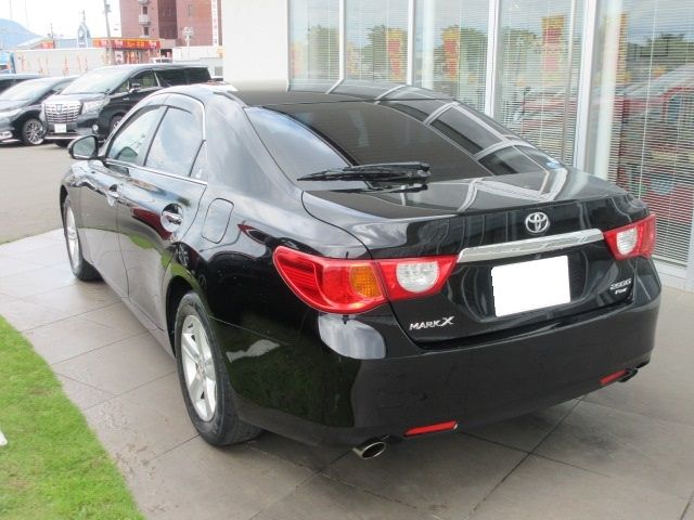 Toyota MARK X 2012-05 4611-3