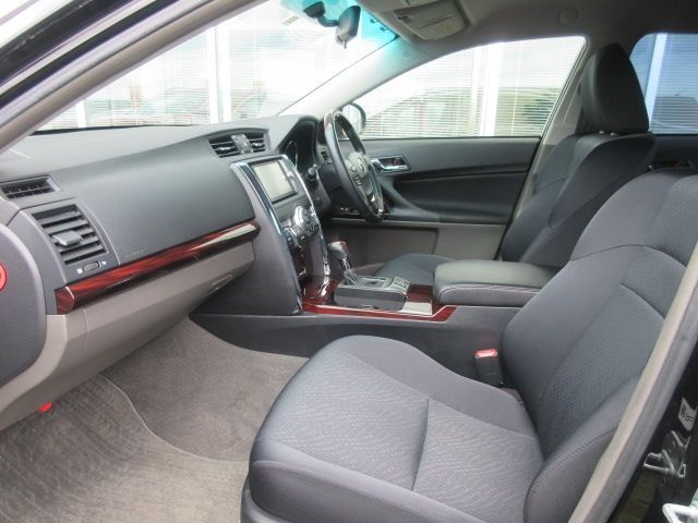 Toyota MARK X 2012-05 4611-4