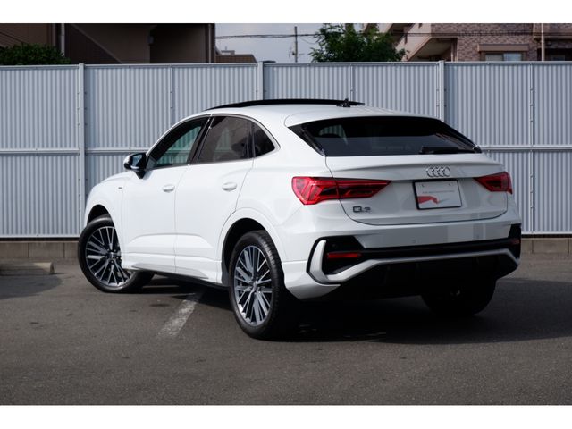 Audi Q3 2020-09 185403-2