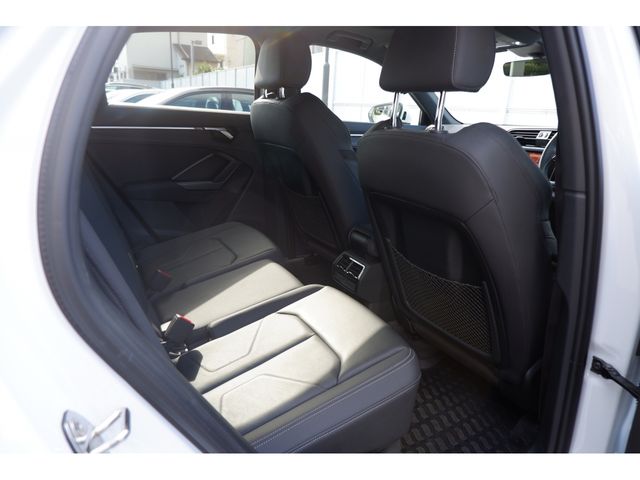 Audi Q3 2020-09 185403-13
