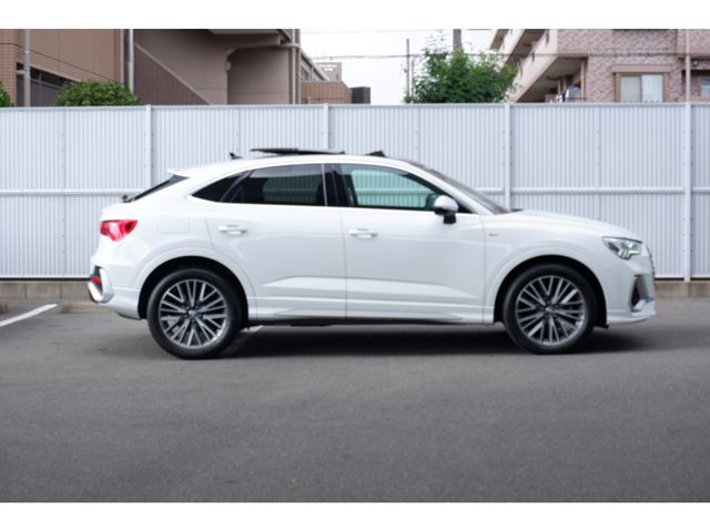 Audi Q3 2020-09 185403-4