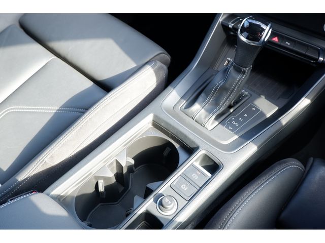 Audi Q3 2020-09 185403-15