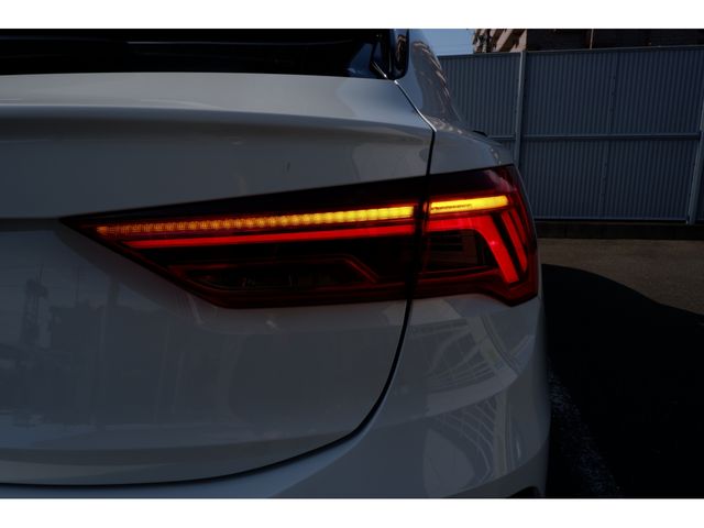 Audi Q3 2020-09 185403-28