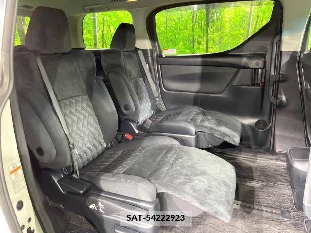 Toyota ALPHARD 2019-05 381235-9