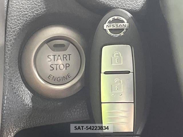 Nissan NOTE 2015-02 350603-5
