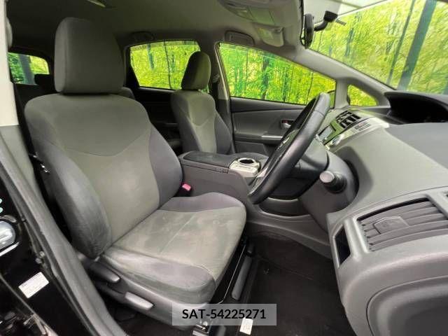 Toyota PRIUS ALPHA 2013-11 255877-8