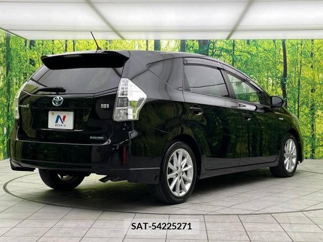 Toyota PRIUS ALPHA 2013-11 255877-17