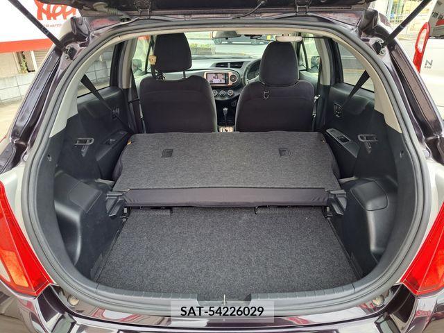 Toyota VITZ 2013-04 288572-15