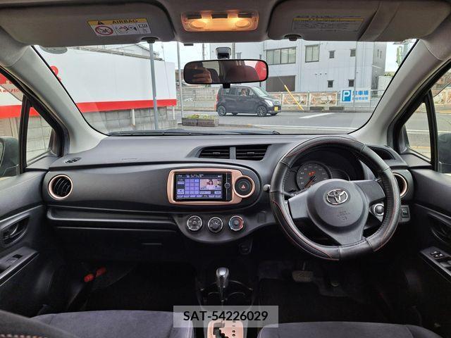 Toyota VITZ 2013-04 288572-2