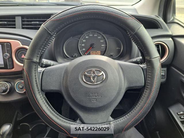 Toyota VITZ 2013-04 288572-7