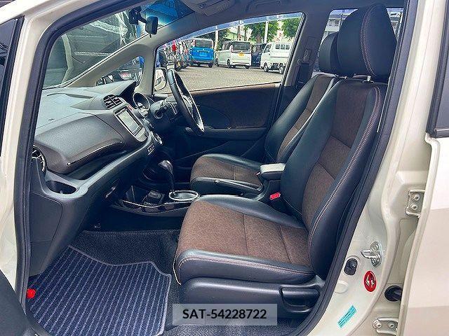Honda FIT SHUTTLE HYBRID 2014-02 377771-18
