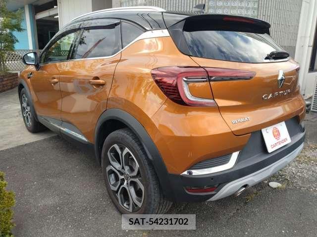Renault CAPTUR 2021-04 347199-3