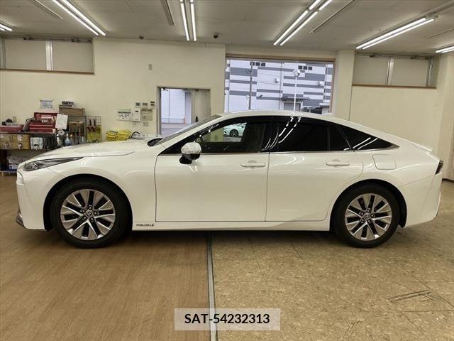 Toyota Mirai 2021-05 379230-7