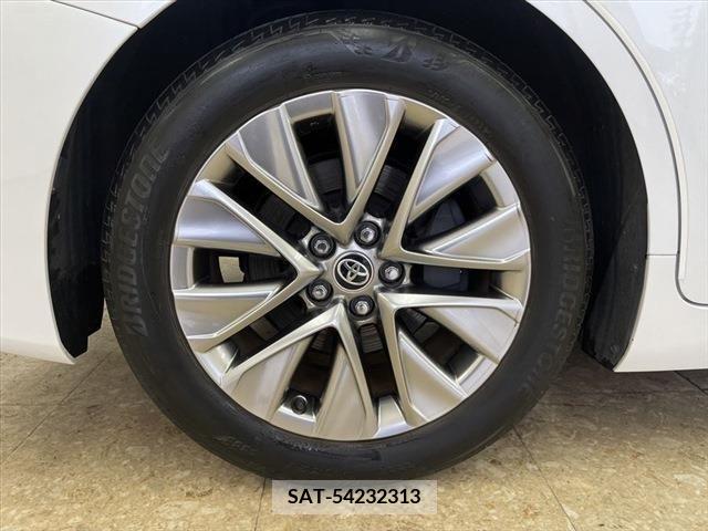 Toyota Mirai 2021-05 379230-13