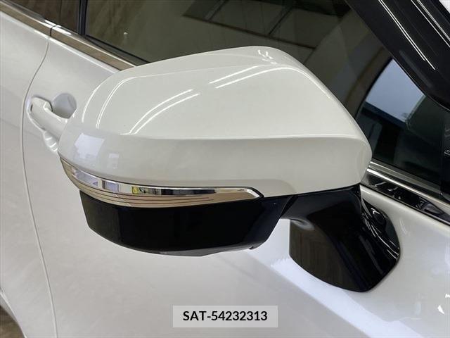 Toyota Mirai 2021-05 379230-11