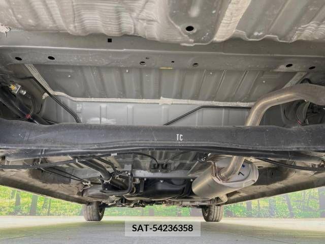 Honda N BOX CUSTOM 2019-09 279199-19