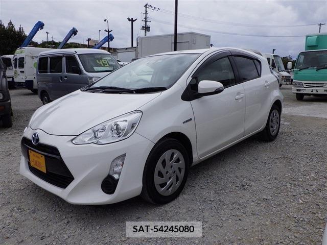Toyota AQUA 2017-08 314311-3