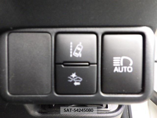 Toyota AQUA 2017-08 314311-7