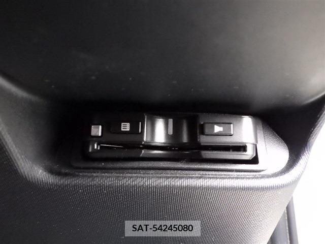 Toyota AQUA 2017-08 314311-6