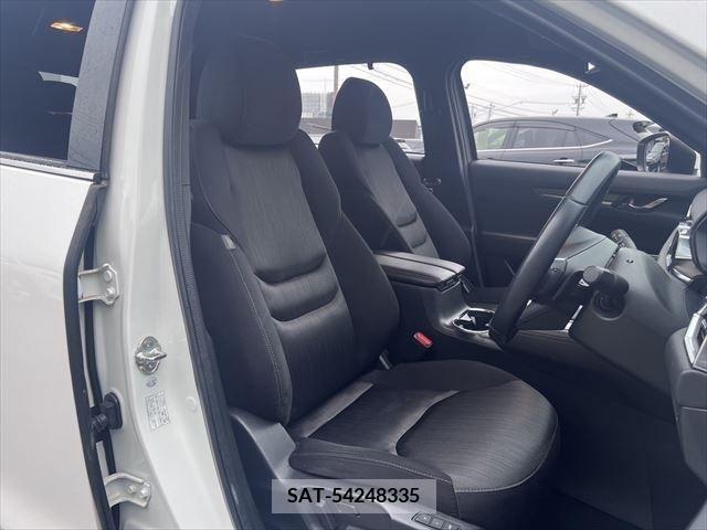 Mazda CX-8 2018-02 266216-1