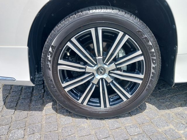 Lexus LX 2020-08 5701-6