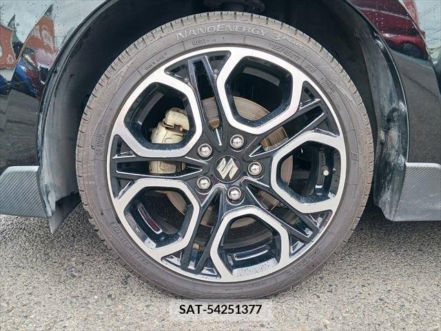 Suzuki SWIFT 2019-12 330086-24
