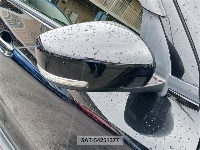 Suzuki SWIFT 2019-12 330086-23