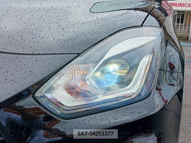 Suzuki SWIFT 2019-12 330086-8