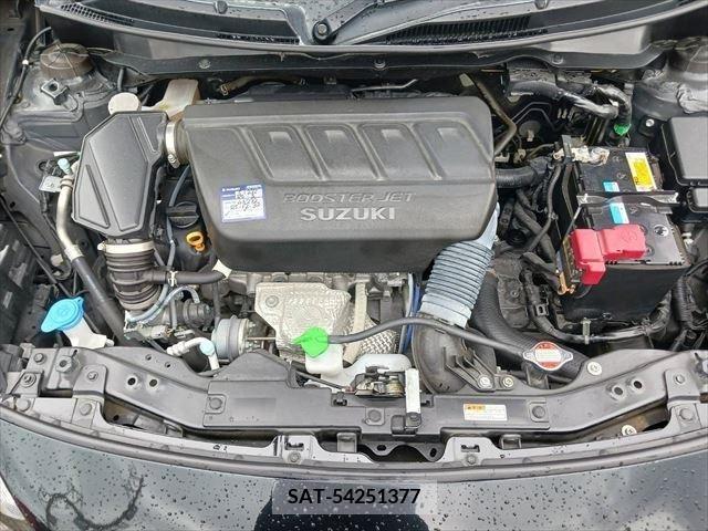 Suzuki SWIFT 2019-12 330086-29