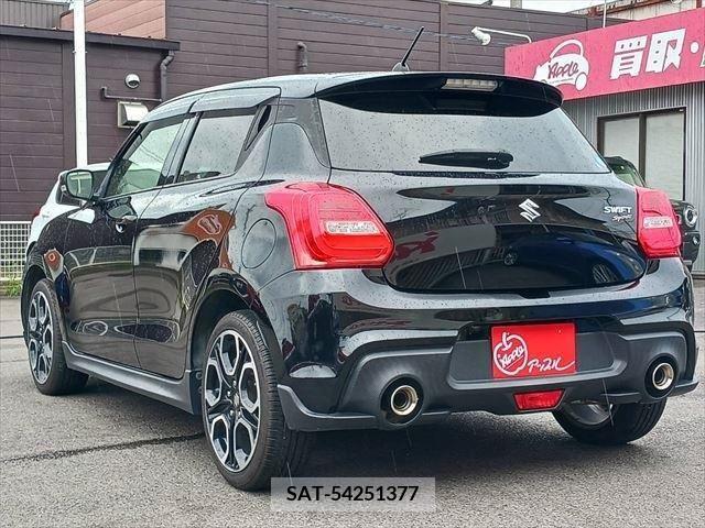 Suzuki SWIFT 2019-12 330086-16