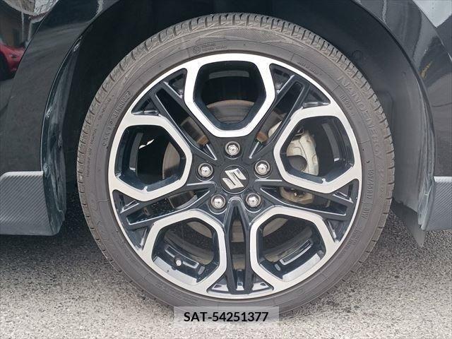 Suzuki SWIFT 2019-12 330086-25