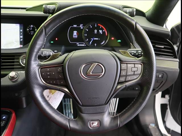 Lexus LS 2018-03 12583-11