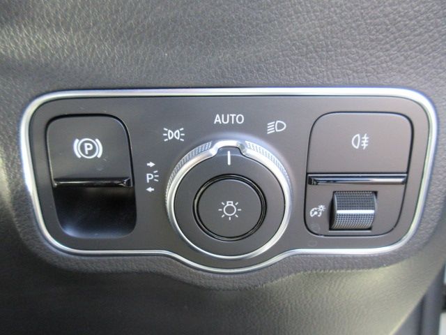 Mercedes Benz B-CLASS 2020-05 194625-15